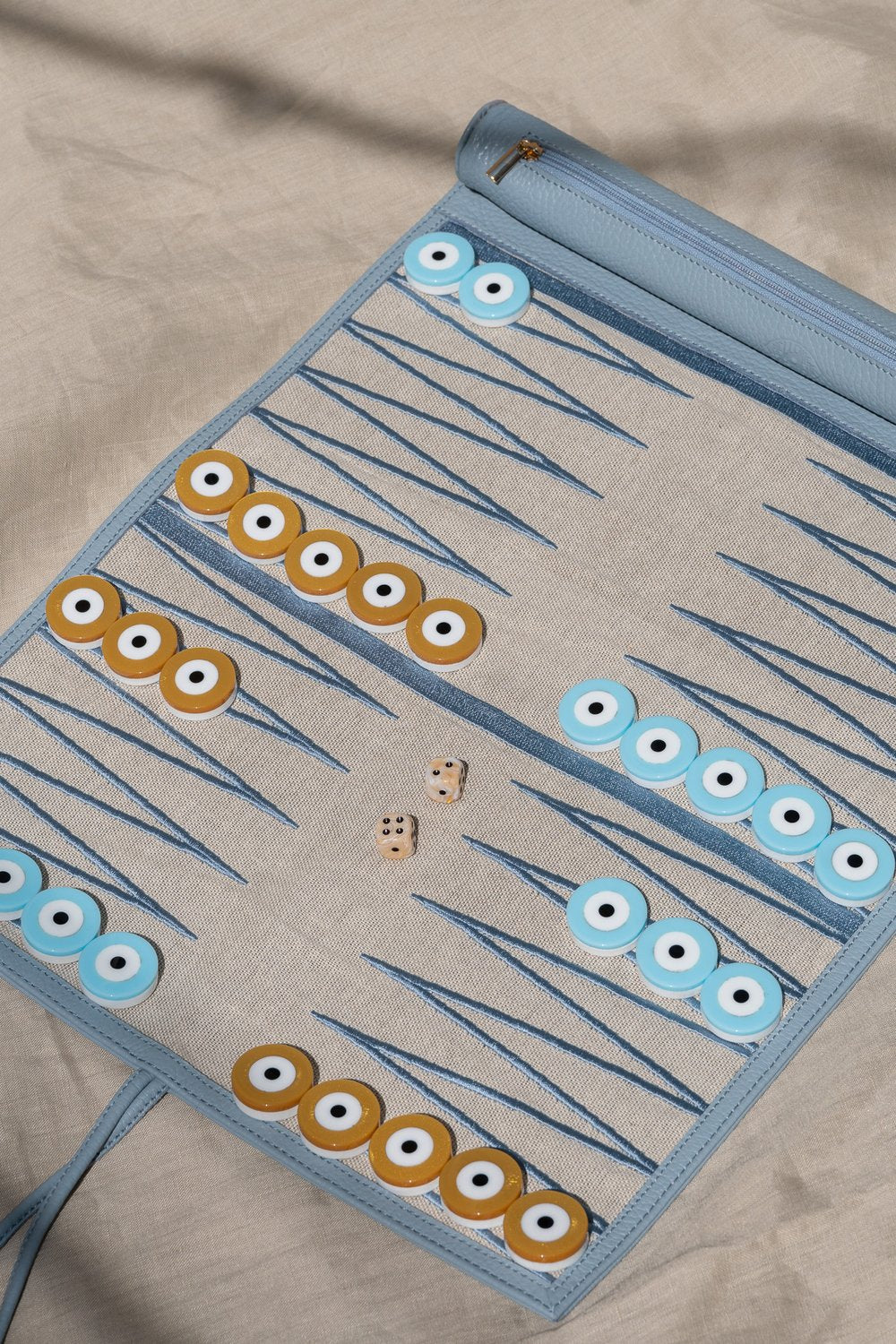 AESTHETIC TRAVEL BACKGAMMON BOARD